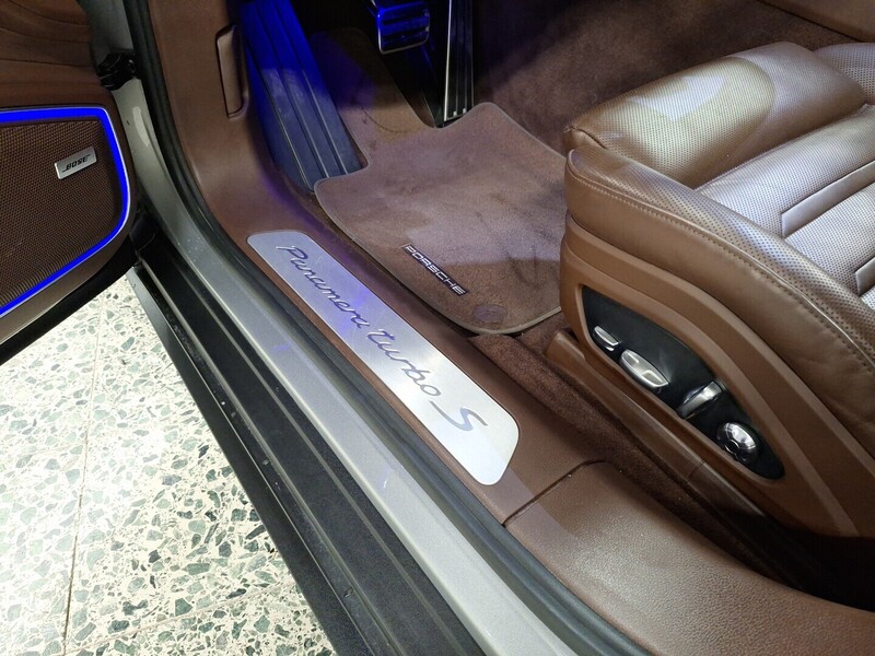 Porsche Panamera vaihtoauto