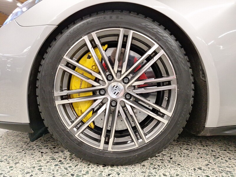 Porsche Panamera vaihtoauto