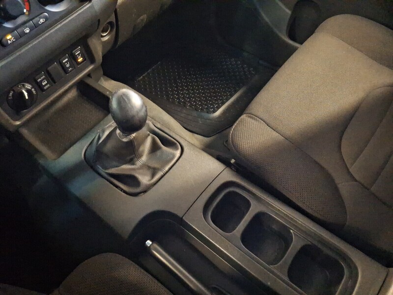 Nissan Navara vaihtoauto