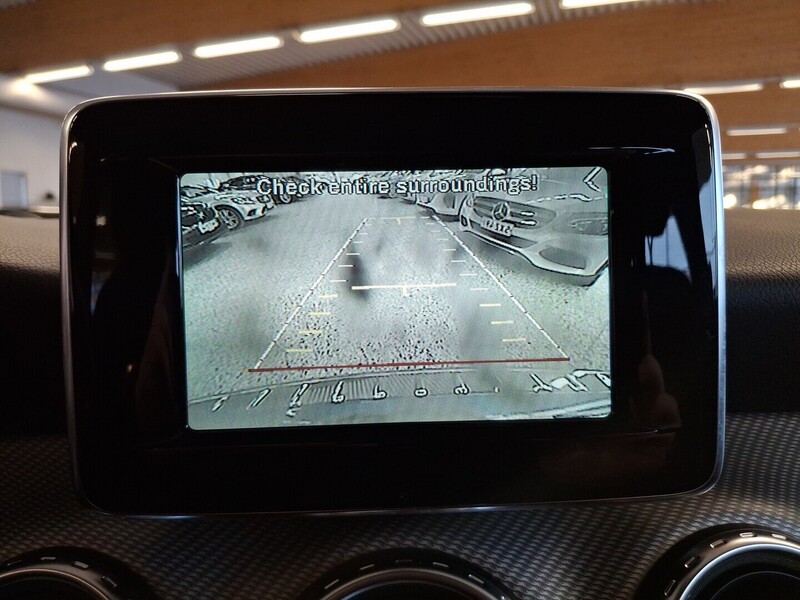 Mercedes-Benz GLA vaihtoauto