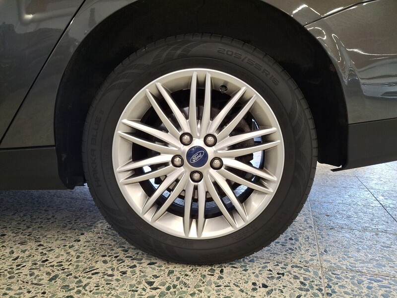 Ford Focus vaihtoauto