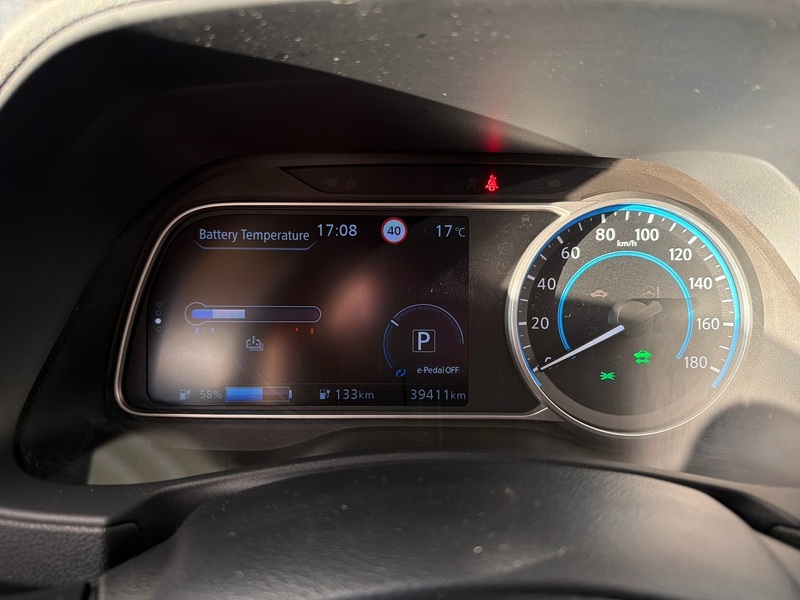 Nissan Leaf vaihtoauto