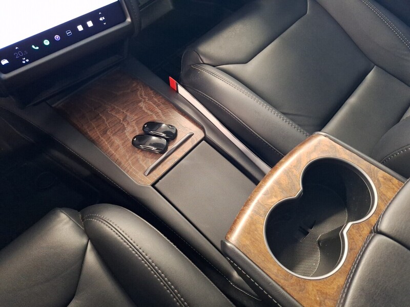 Tesla Model S vaihtoauto