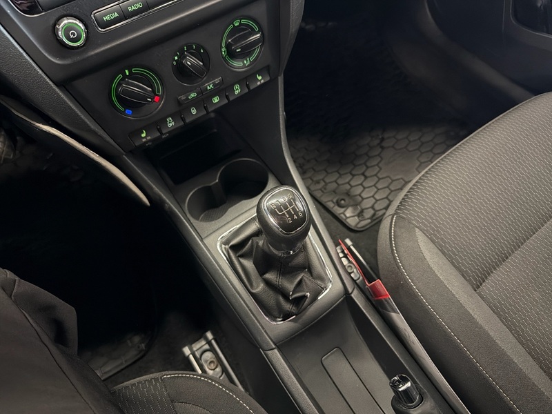 Skoda Rapid vaihtoauto