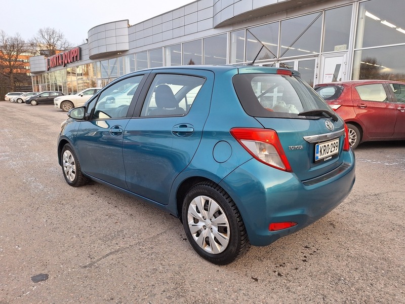 Toyota Yaris vaihtoauto