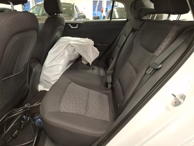 Hyundai IONIQ electric vaihtoauto