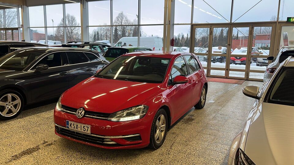 Volkswagen Golf vaihtoauto