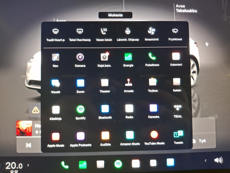 Tesla Model Y vaihtoauto