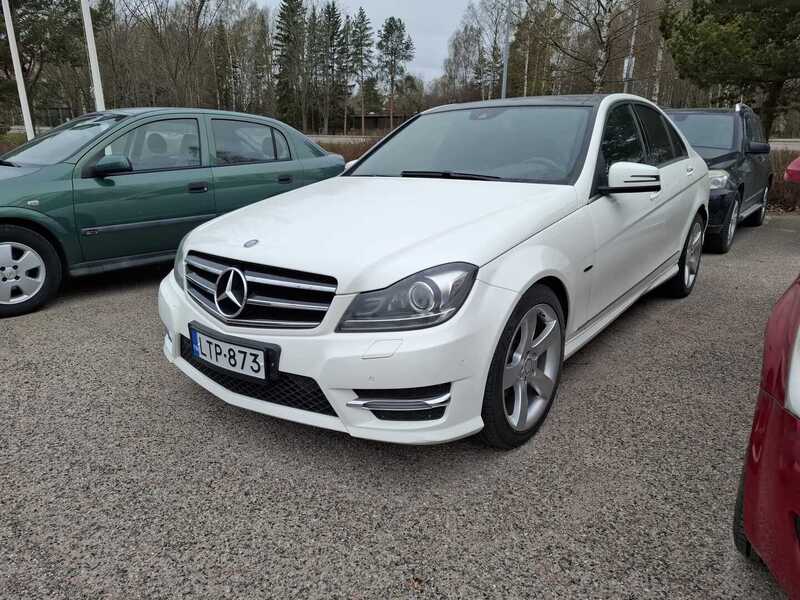 Mercedes-Benz C vaihtoauto
