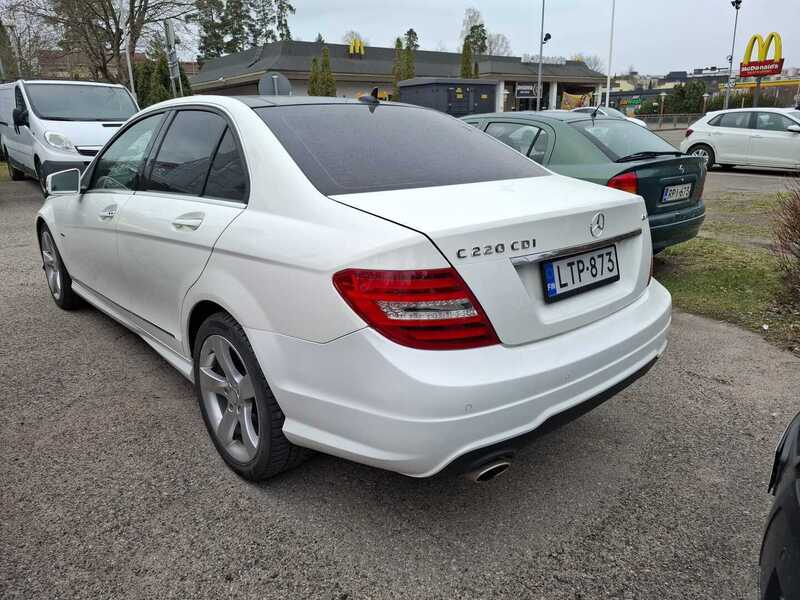 Mercedes-Benz C vaihtoauto