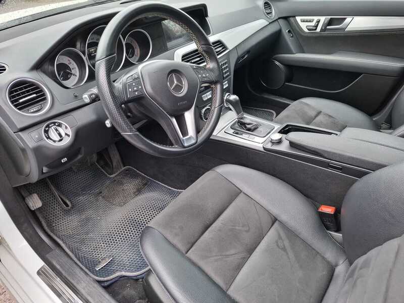 Mercedes-Benz C vaihtoauto
