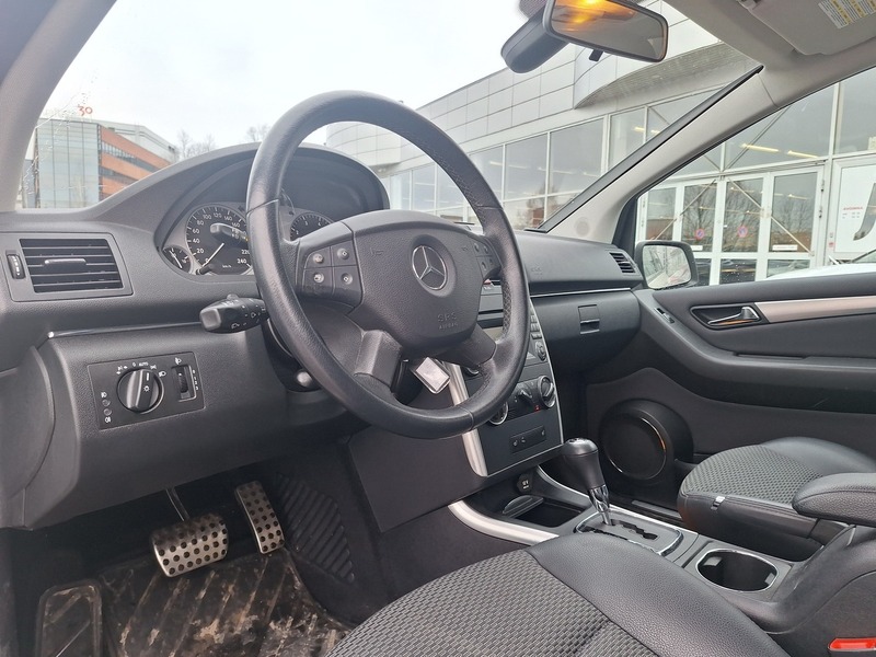 Mercedes-Benz B vaihtoauto