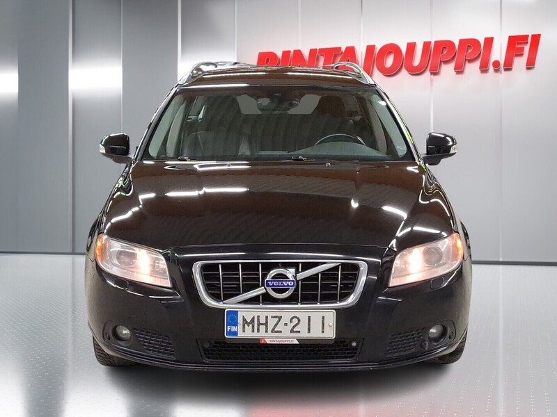 Volvo V70 vaihtoauto