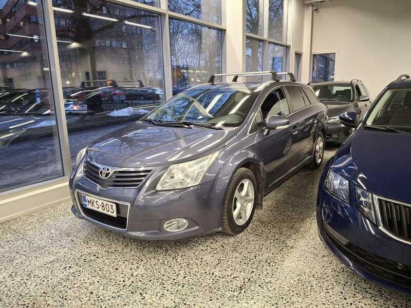 Toyota Avensis vaihtoauto