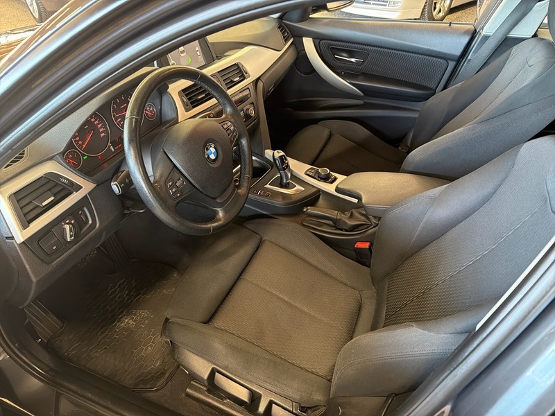 BMW 320 vaihtoauto