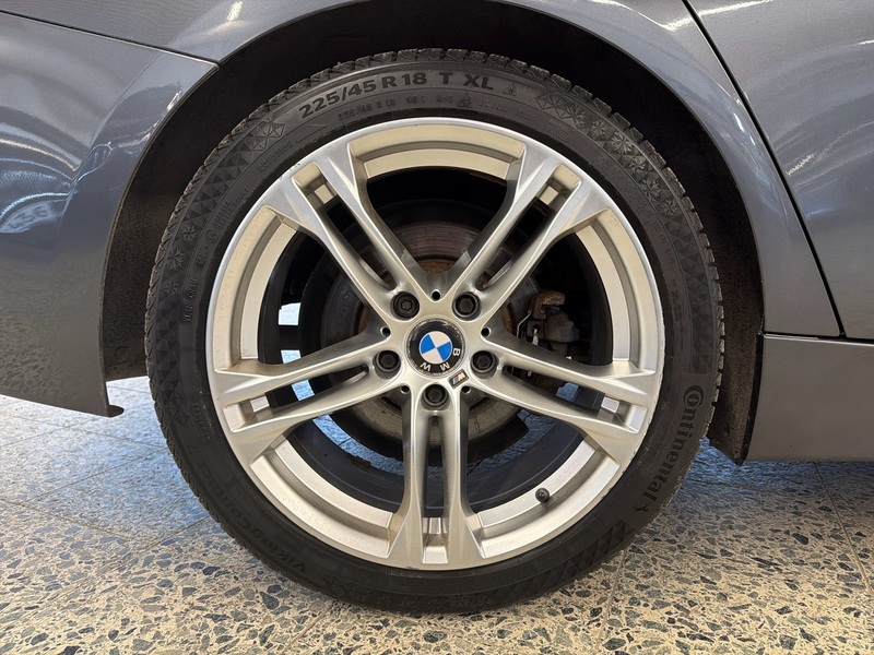 BMW 320 vaihtoauto