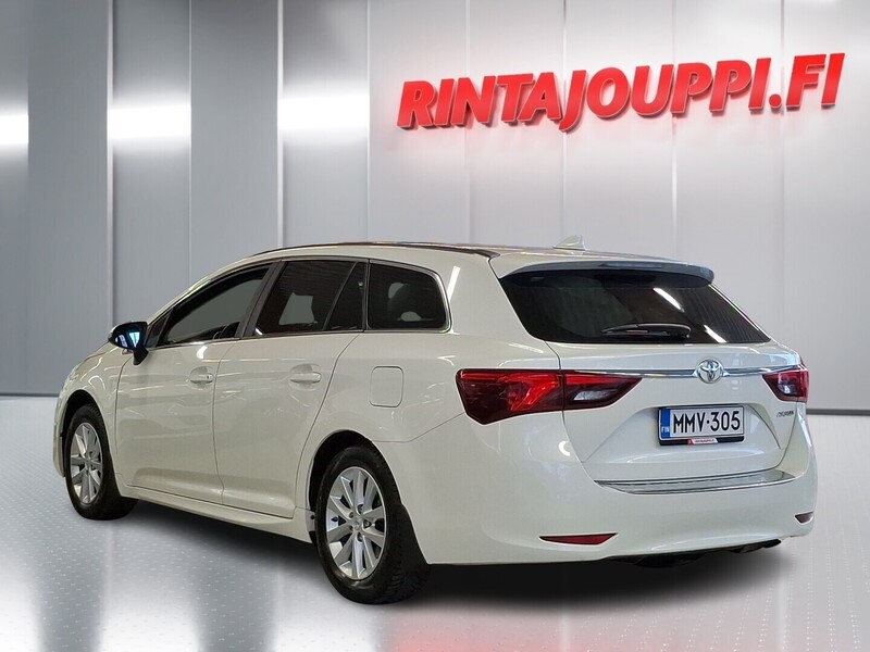 Toyota Avensis vaihtoauto