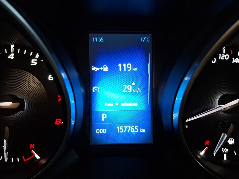 Toyota Avensis vaihtoauto