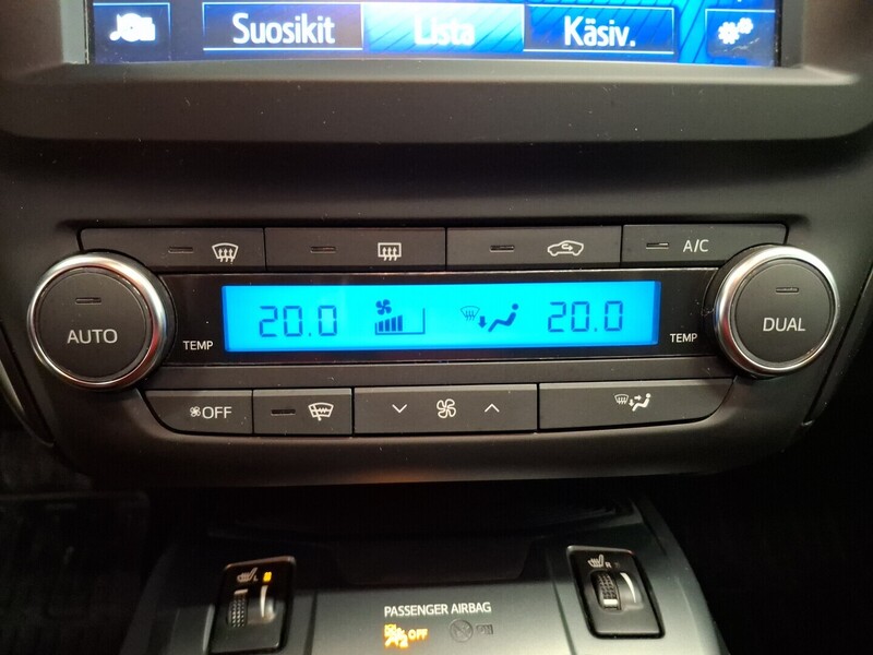 Toyota Avensis vaihtoauto