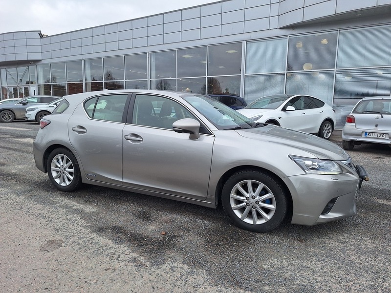 Lexus CT vaihtoauto