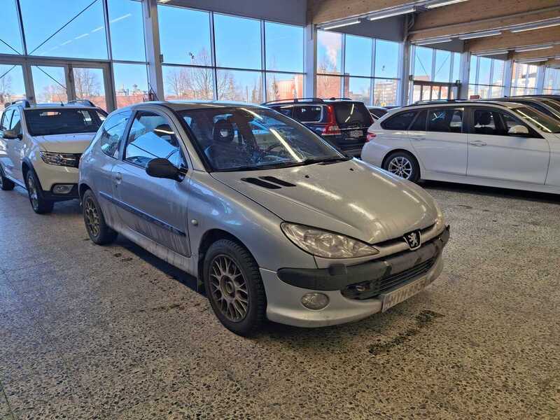 Peugeot 206 vaihtoauto