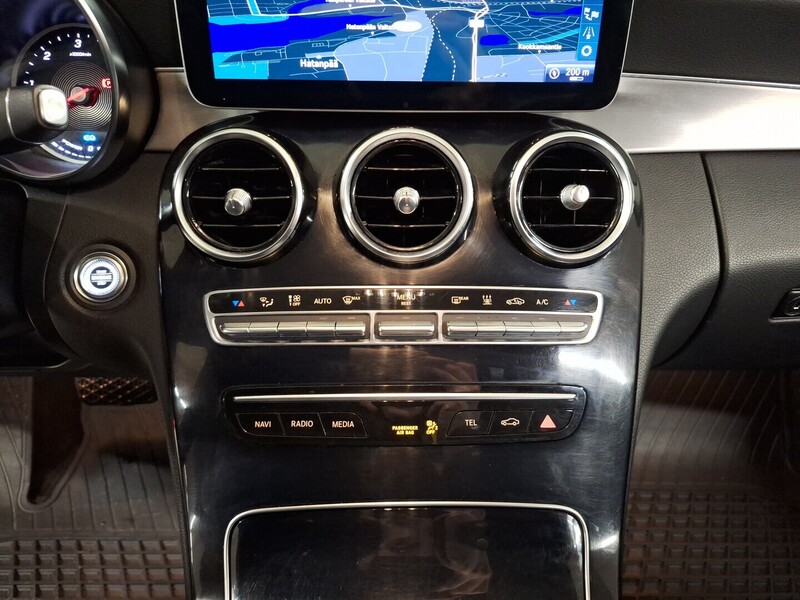 Mercedes-Benz C vaihtoauto