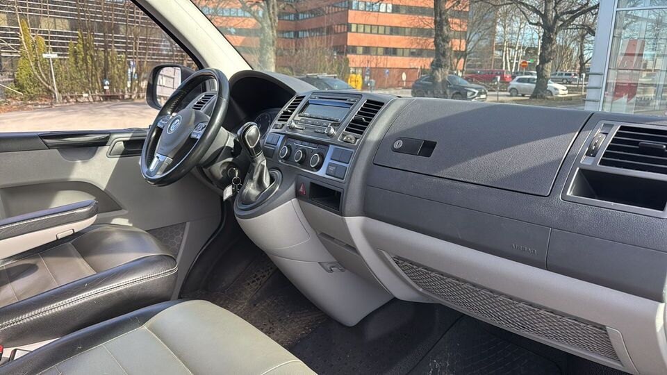 Volkswagen Transporter vaihtoauto