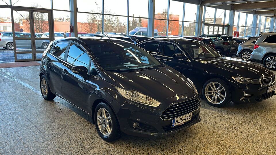 Ford Fiesta vaihtoauto