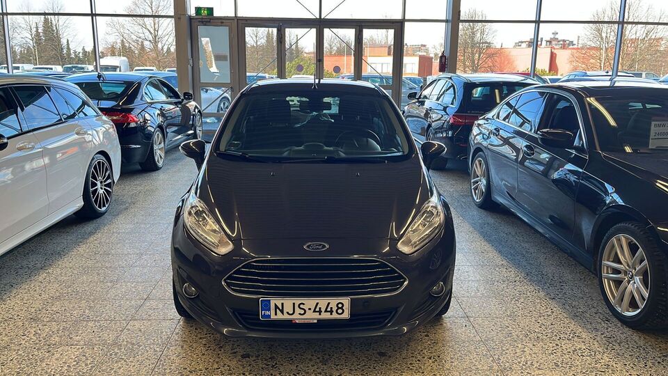Ford Fiesta vaihtoauto