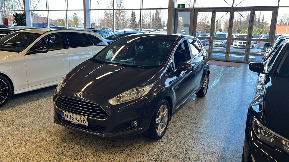 Ford Fiesta vaihtoauto
