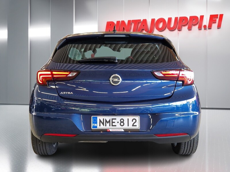 Opel Astra vaihtoauto