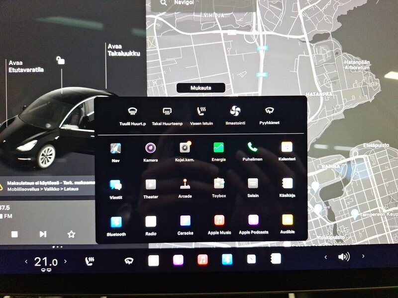Tesla Model 3 vaihtoauto