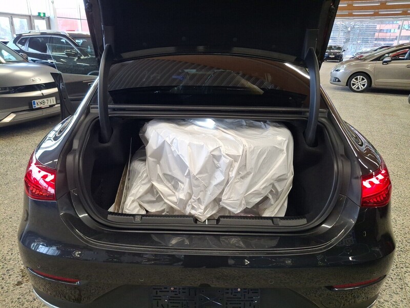 Mercedes-Benz EQE vaihtoauto