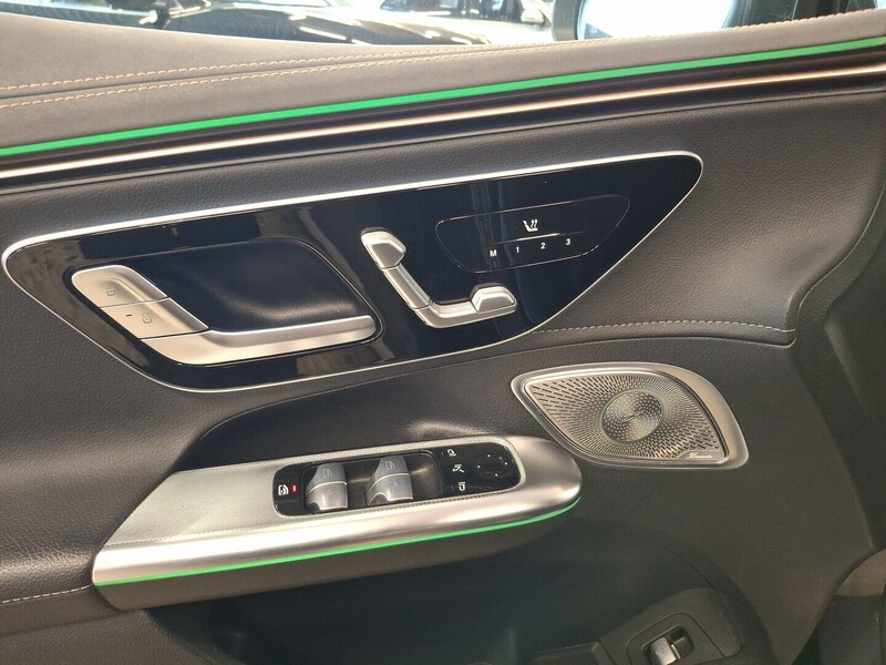 Mercedes-Benz EQE vaihtoauto