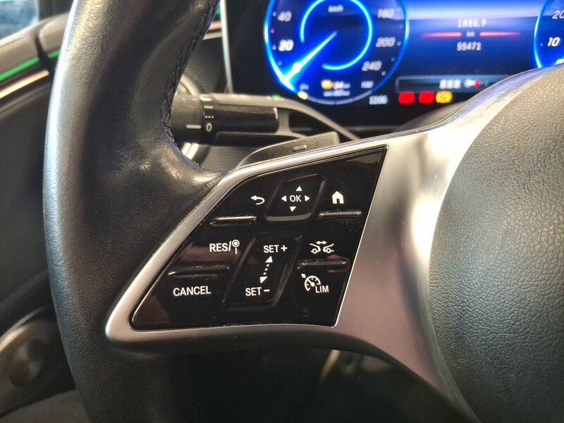 Mercedes-Benz EQE vaihtoauto