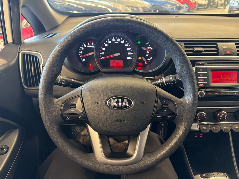 Kia Rio vaihtoauto