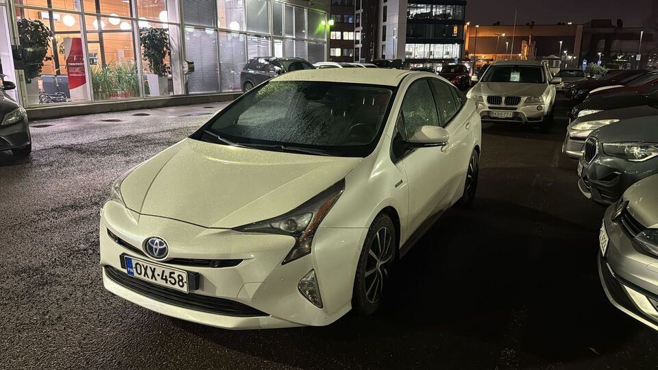 Toyota Prius vaihtoauto