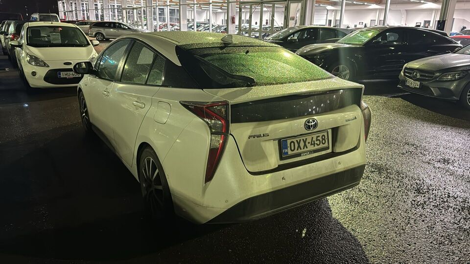 Toyota Prius vaihtoauto