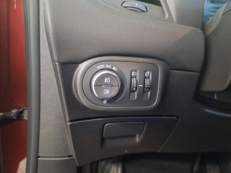 Opel Zafira vaihtoauto