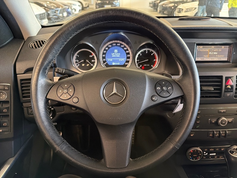Mercedes-Benz GLK vaihtoauto