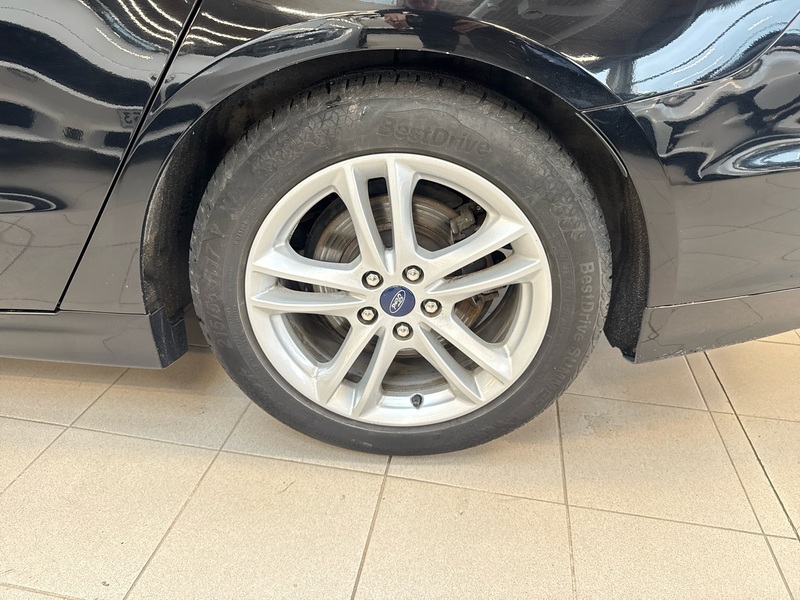 Ford Mondeo vaihtoauto