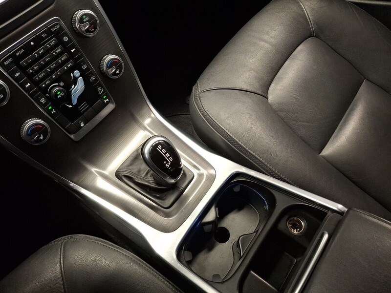 Volvo XC70 vaihtoauto