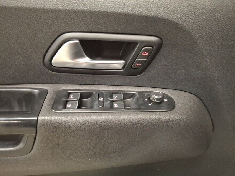 Volkswagen Amarok vaihtoauto