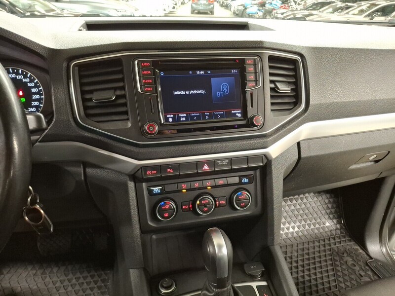 Volkswagen Amarok vaihtoauto