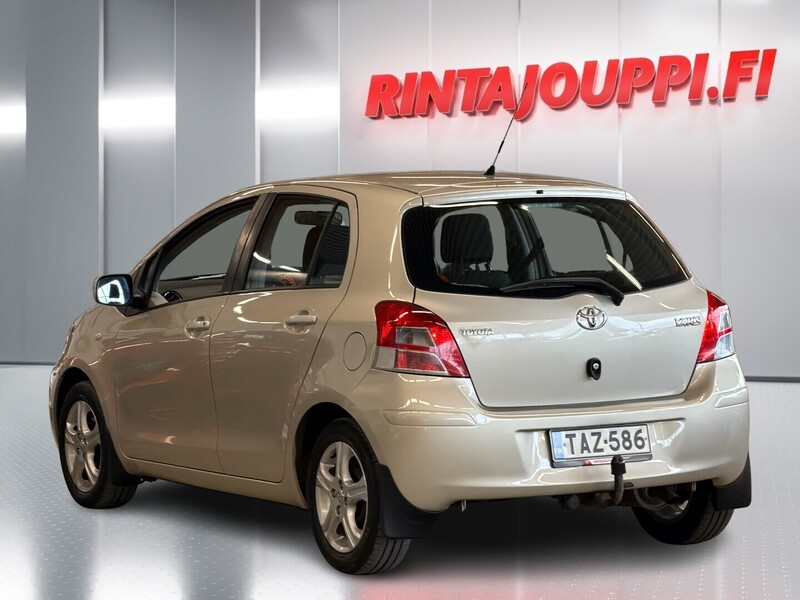 Toyota Yaris vaihtoauto