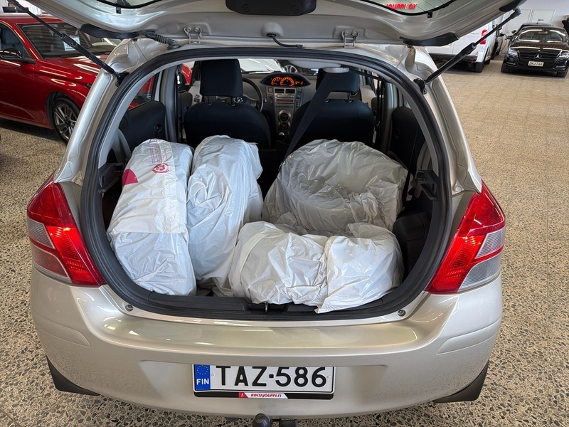 Toyota Yaris vaihtoauto