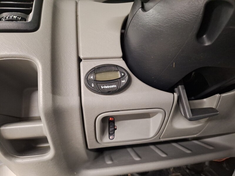 Nissan Primastar vaihtoauto