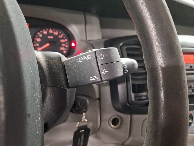 Nissan Primastar vaihtoauto