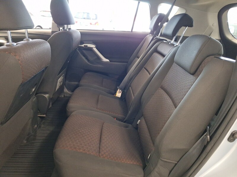 Toyota Verso vaihtoauto