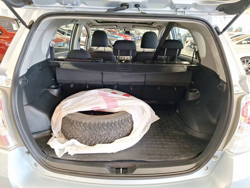 Toyota Verso vaihtoauto